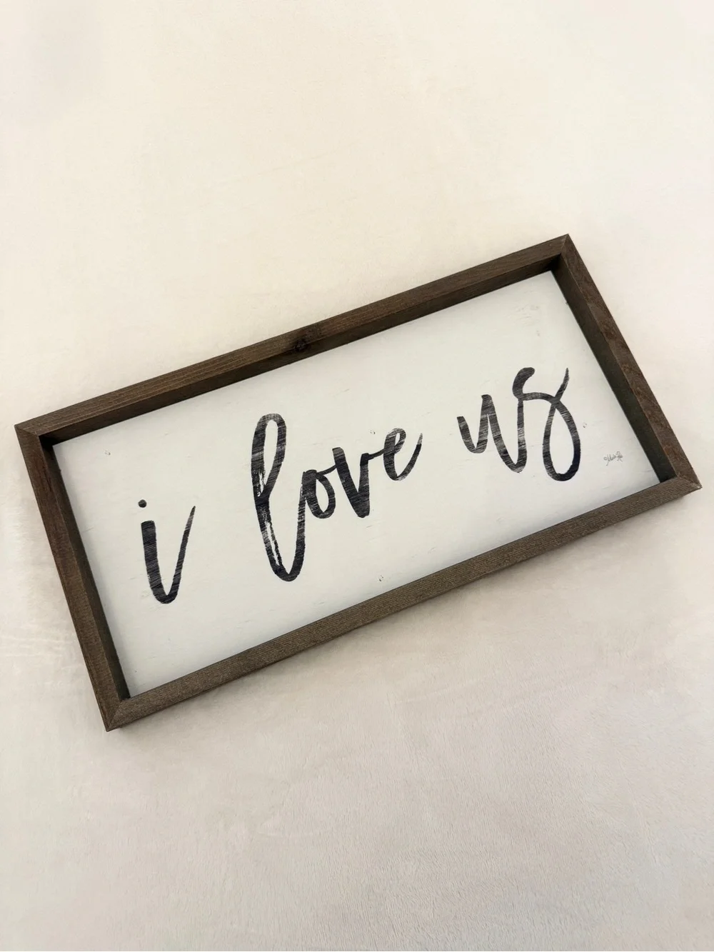 Rustic 'I Love Us' Wood Wall Sign